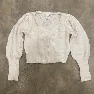 A&F Cropped Off-White Knit Sweater